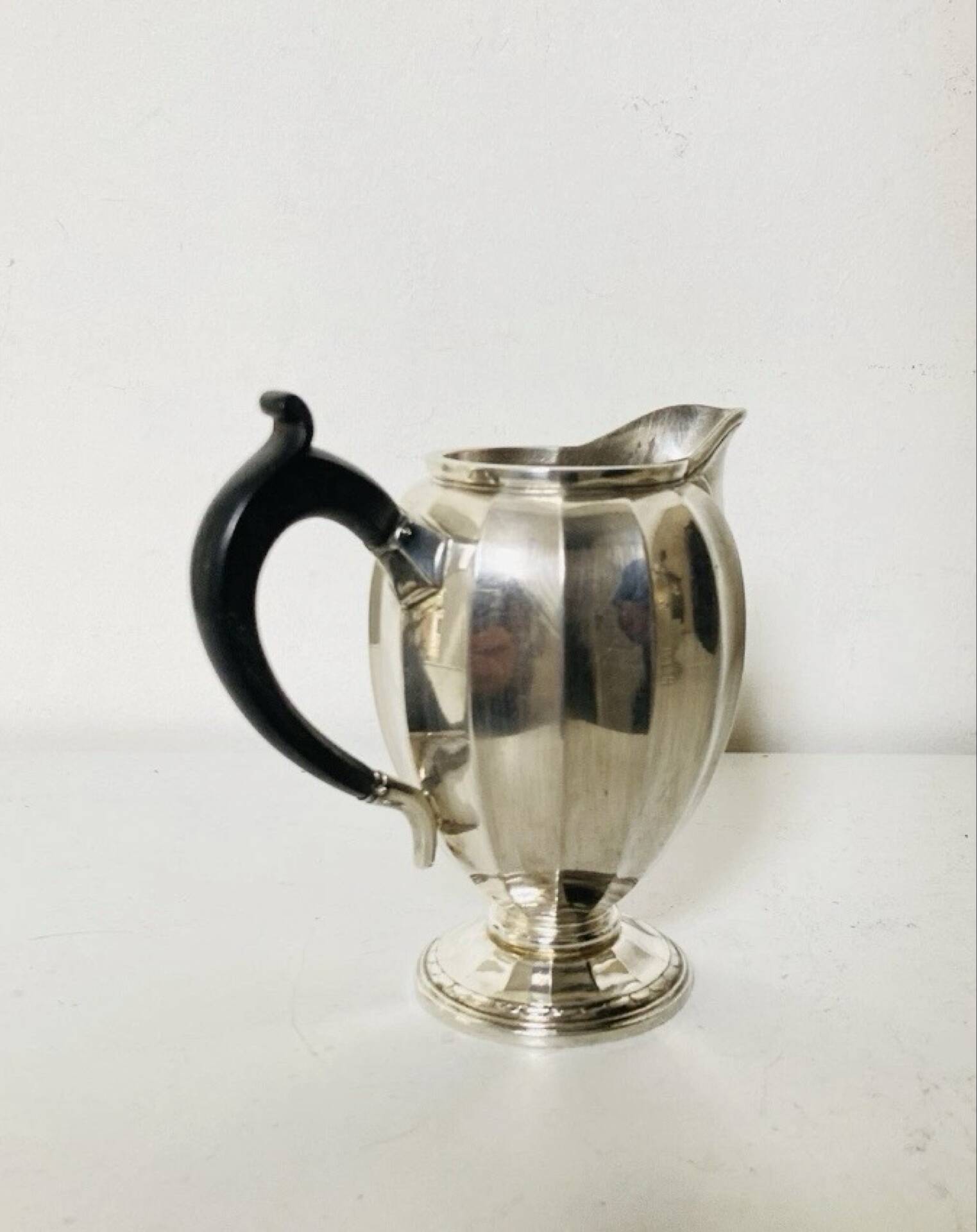 Art Deco milk jug CHRISTOFLE early 20th century in silver-plated metal with hallmark