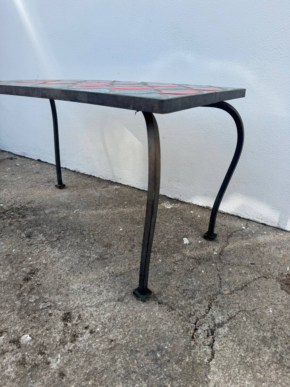Ceramic coffee table with scales from the 1950s.