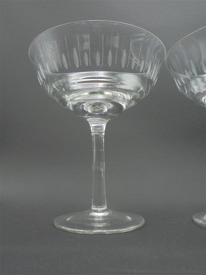 Set of 4 champagne glasses