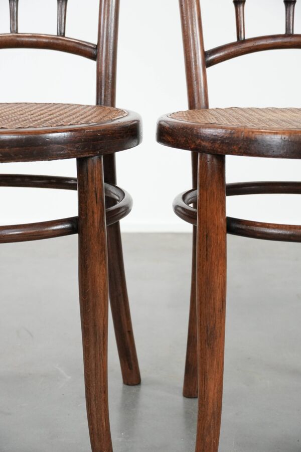Ensemble de 2 chaises de bistrot vintage en bois Jacob & Josef Kohn Vienne