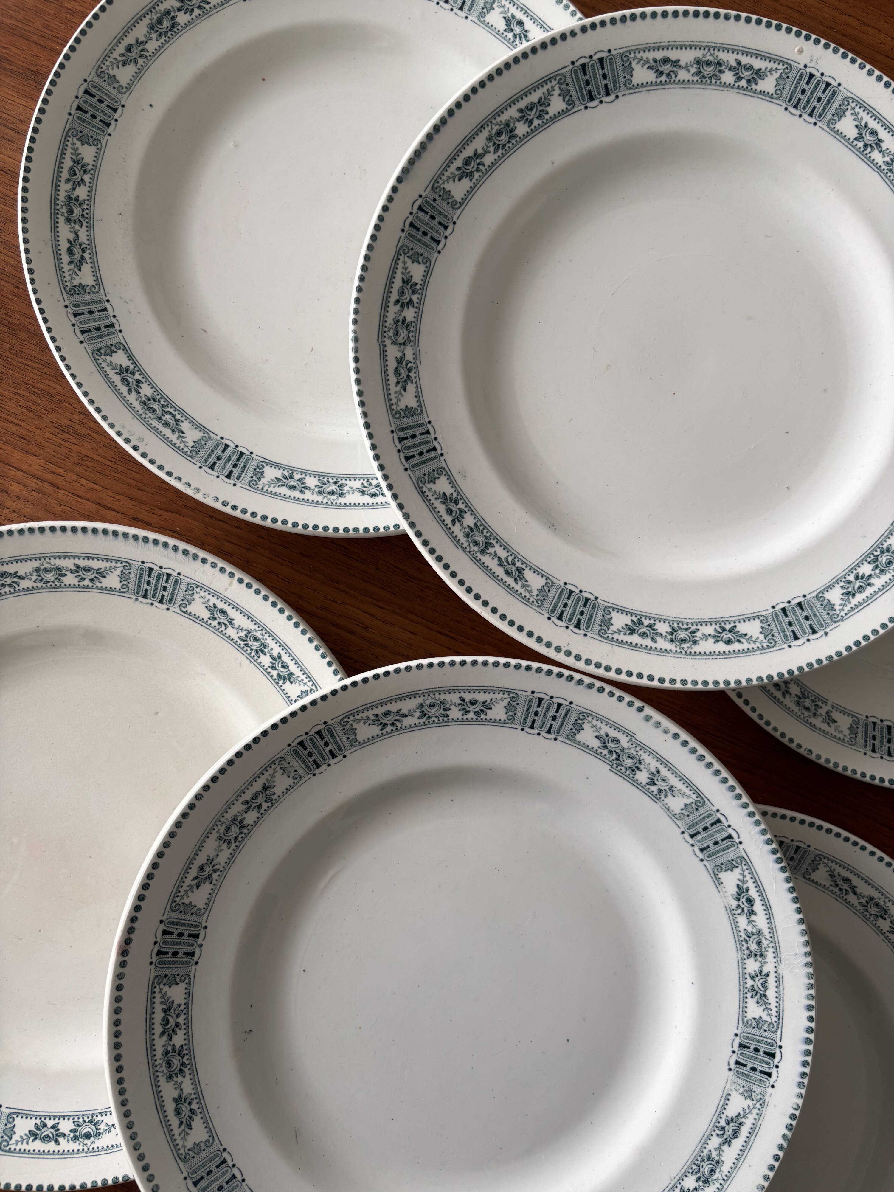 Set of 6 antique flat plates Moulin des Loups & Hamage model P