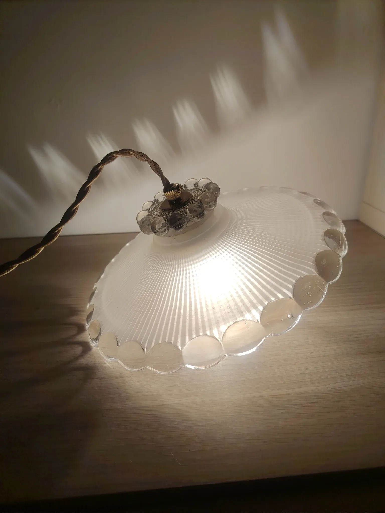 Suspension Art Déco holophane 