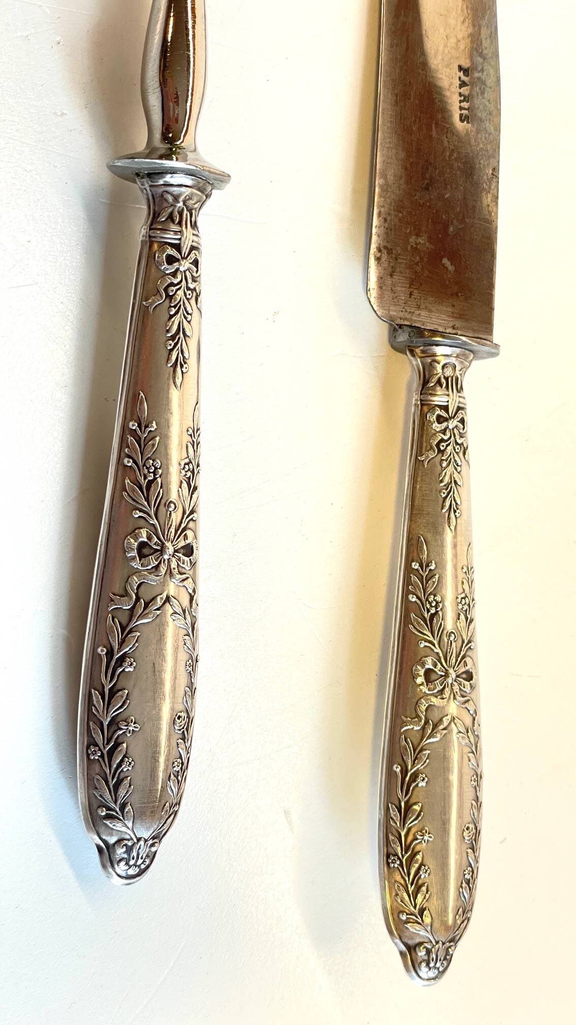 Silver-plated cutlery set with Minerva helmet, Paris