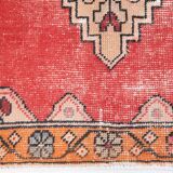 Madallion oriental vintage carpet