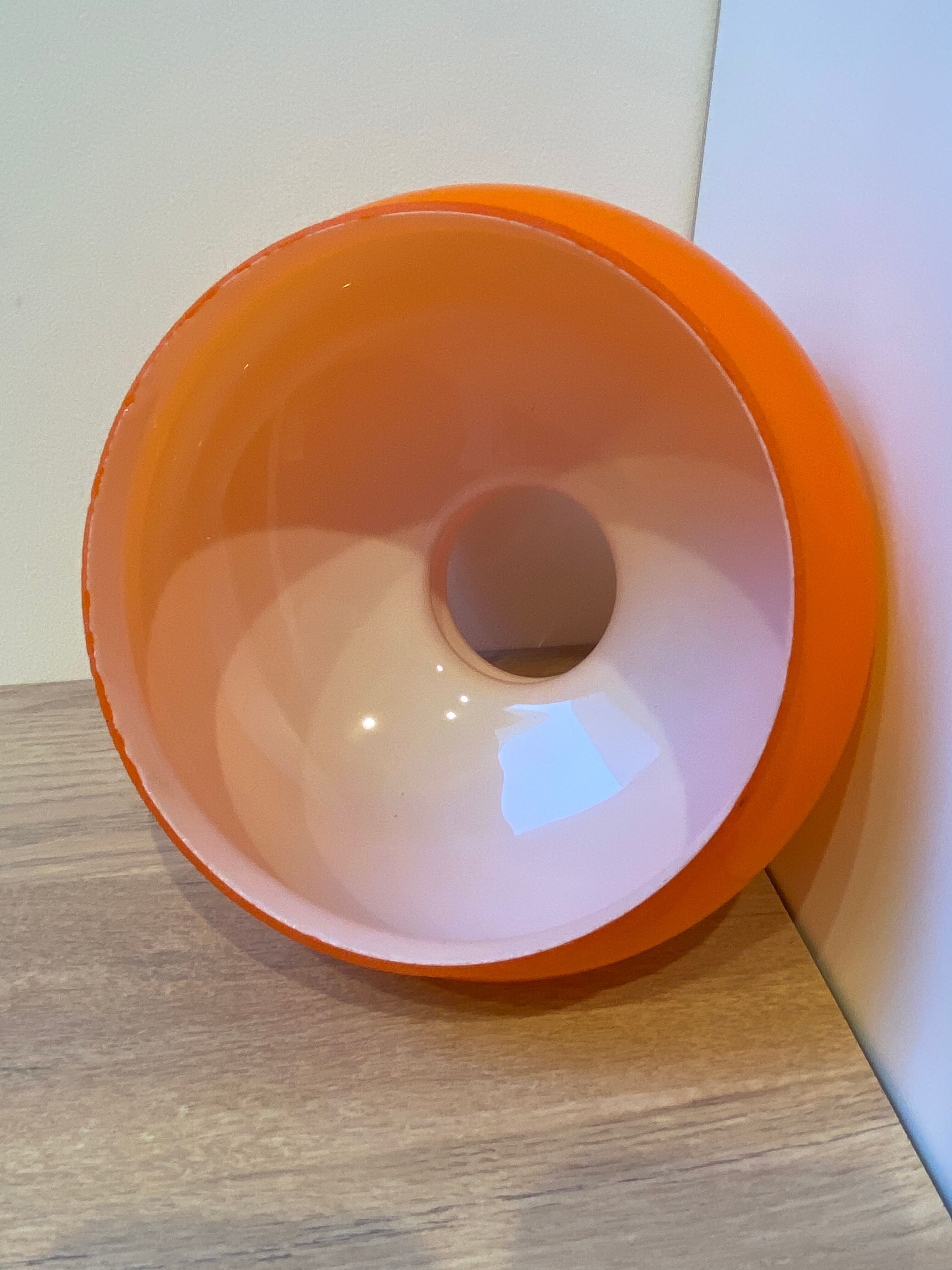 Duo d'abat jour en verre opalin orange vintage