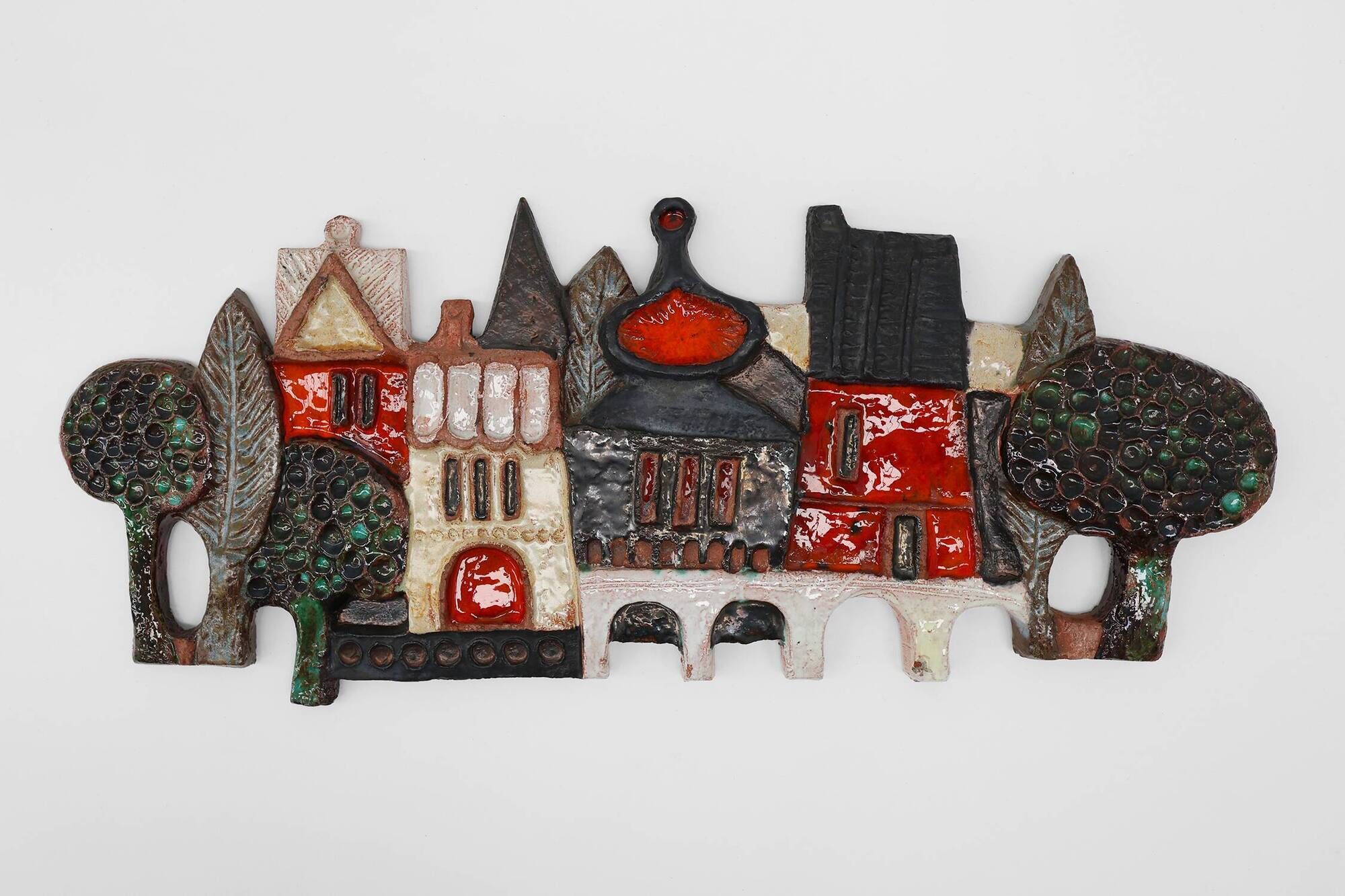 Ceramic wall plaquette by the Belgian Artist Elisabeth Vandeweghe for Ampho