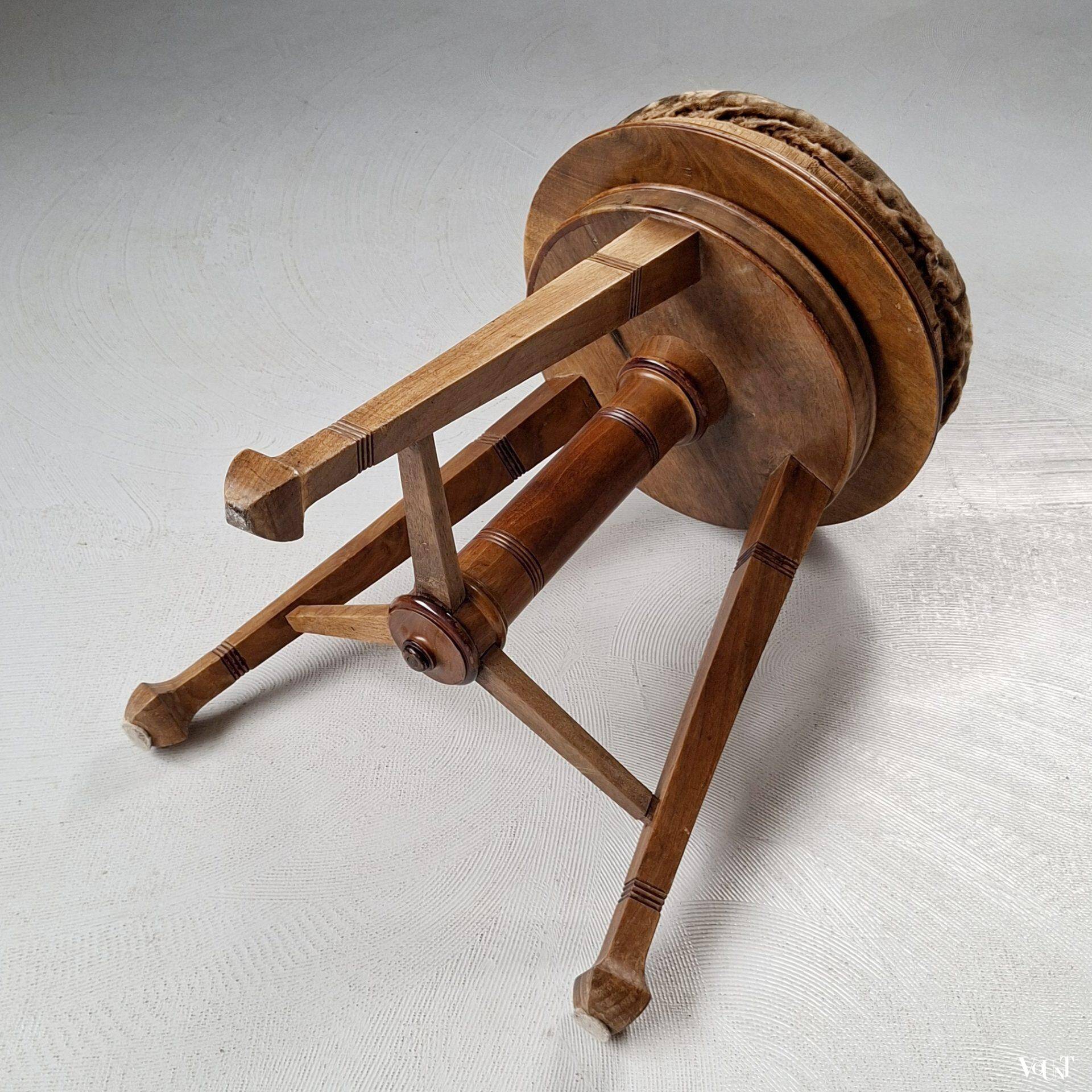 Art deco piano stool, 1920/1930