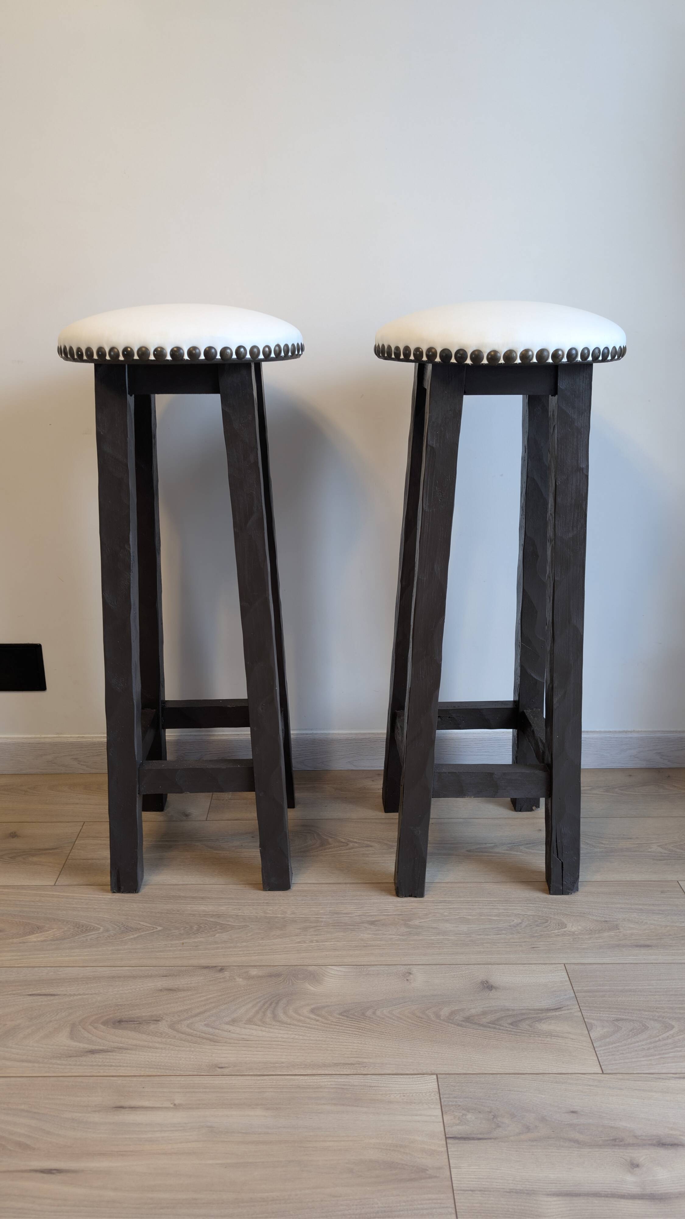 Set of 6 wooden bar stools — bistro style & distressed wood
