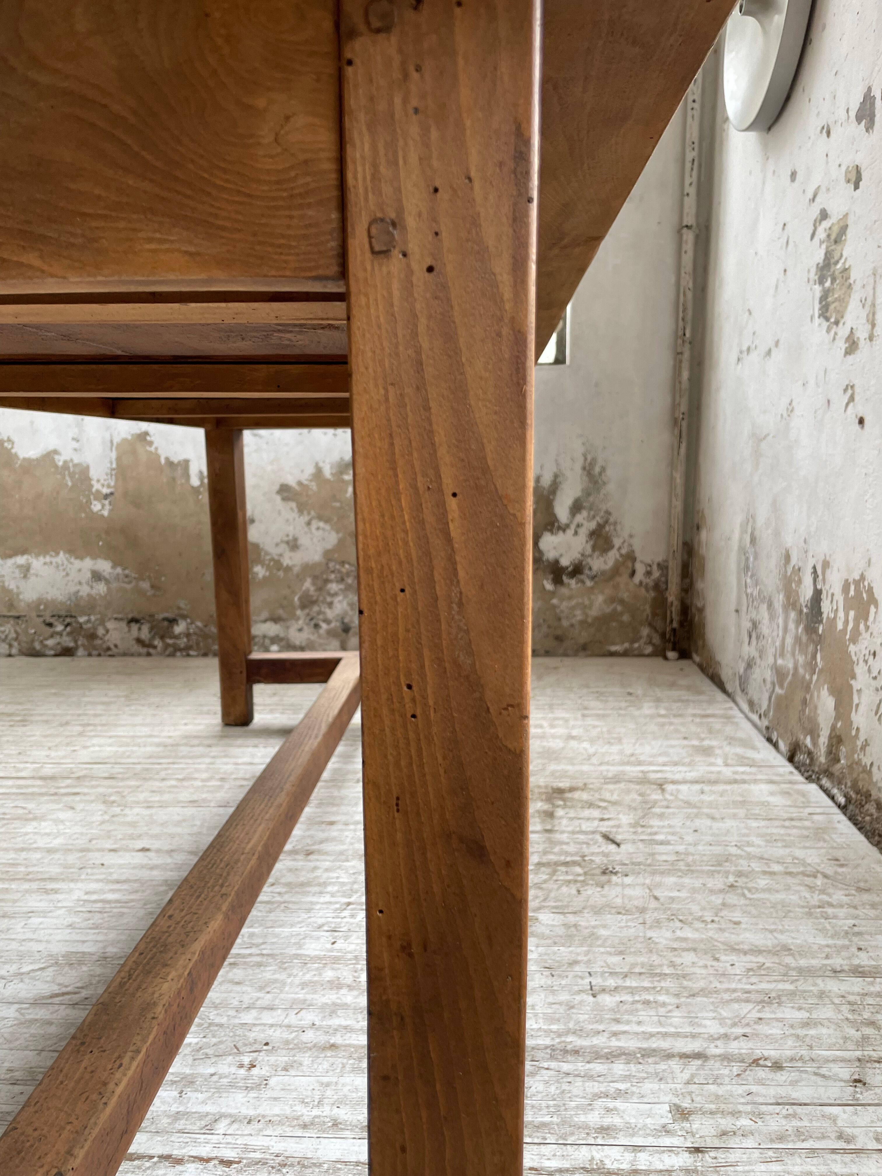 Oak island farmhouse table 2m