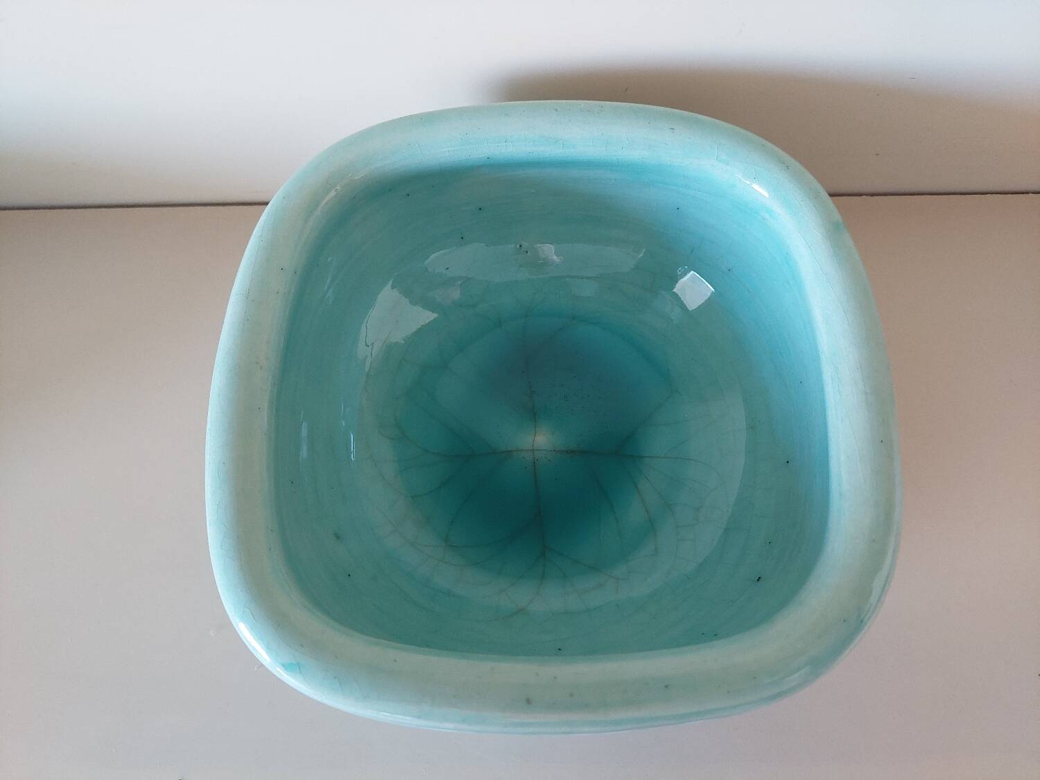 Turquoise cracked ceramic empty pocket signed Keramos, Sèvres circa 1950