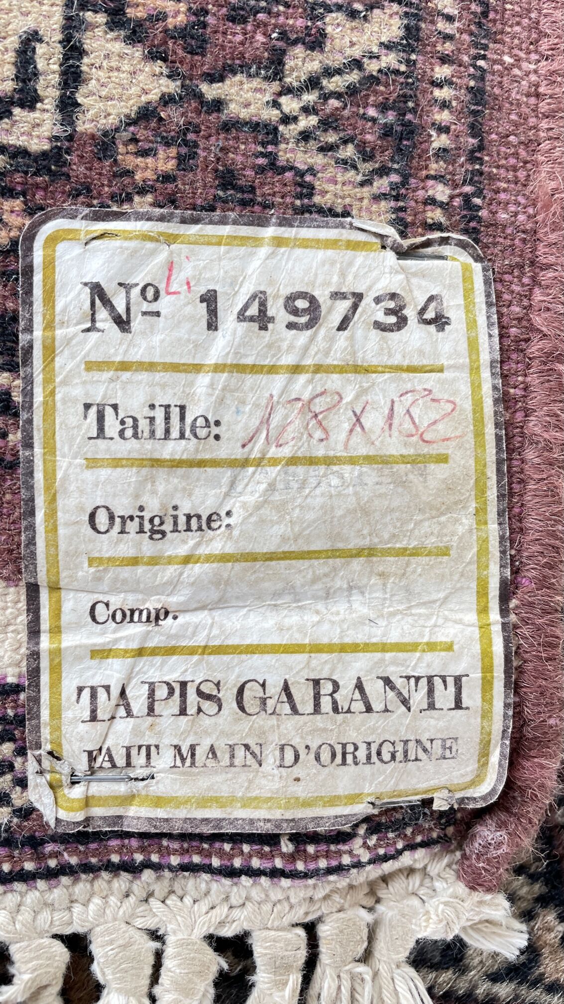 Oriental carpet pakistan 196cm x 126cm