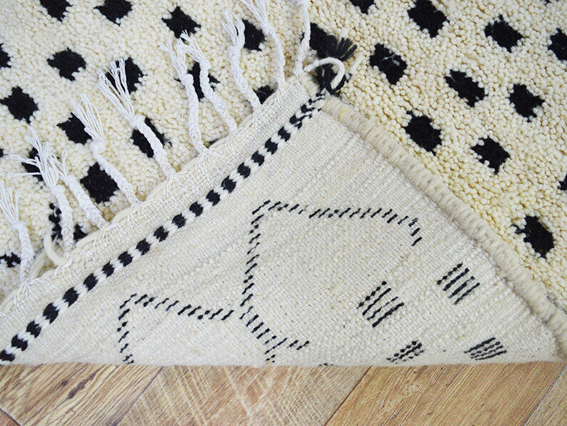 Moroccan berber carpet 252x146cm