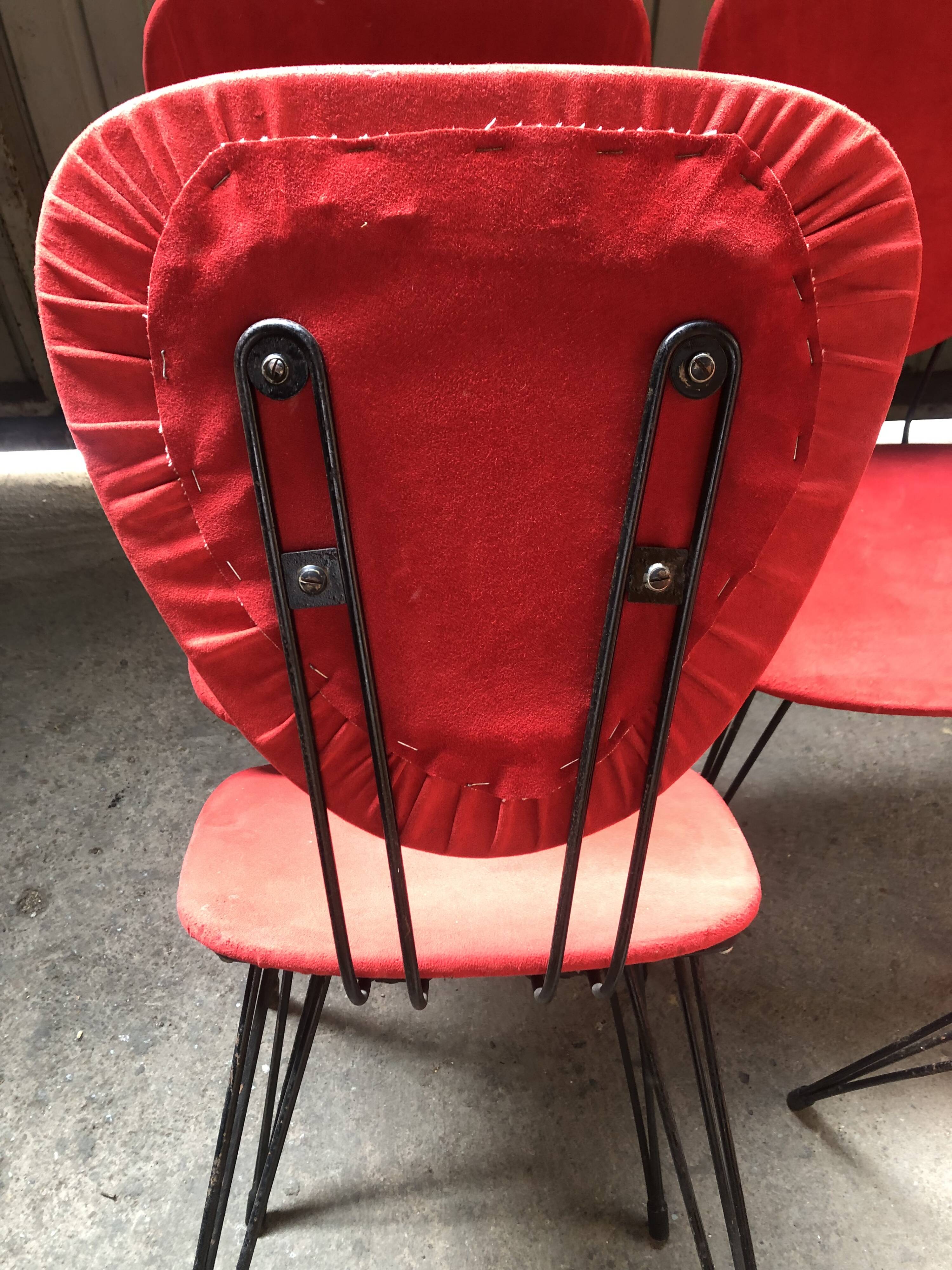 Chaises rouges vintage années 60