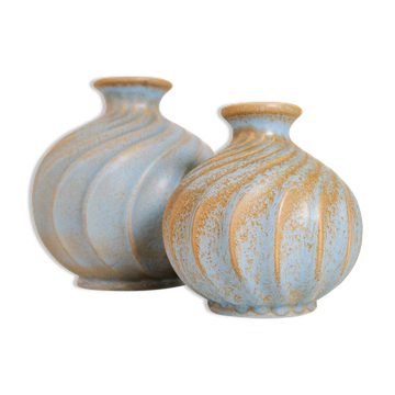 Pair of "Turkos" ceramic vases in mid-century style, Ewald Dahlskog, Bo Fajans, Sweden