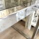 Table Basse / Bout de Canapé Vintage 1970 - Structure Chrome & Plateau Verr