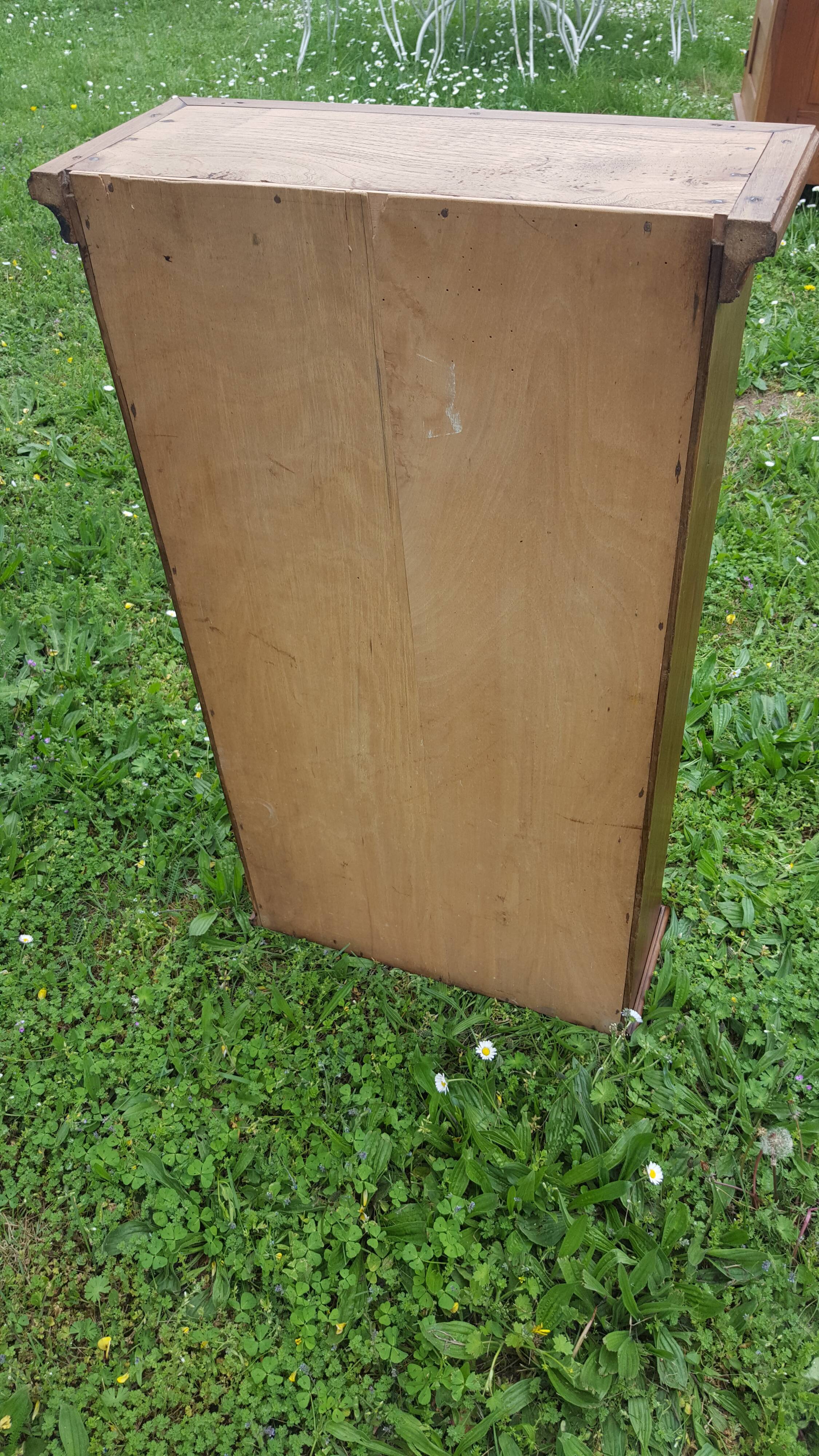 Natural wood showcase