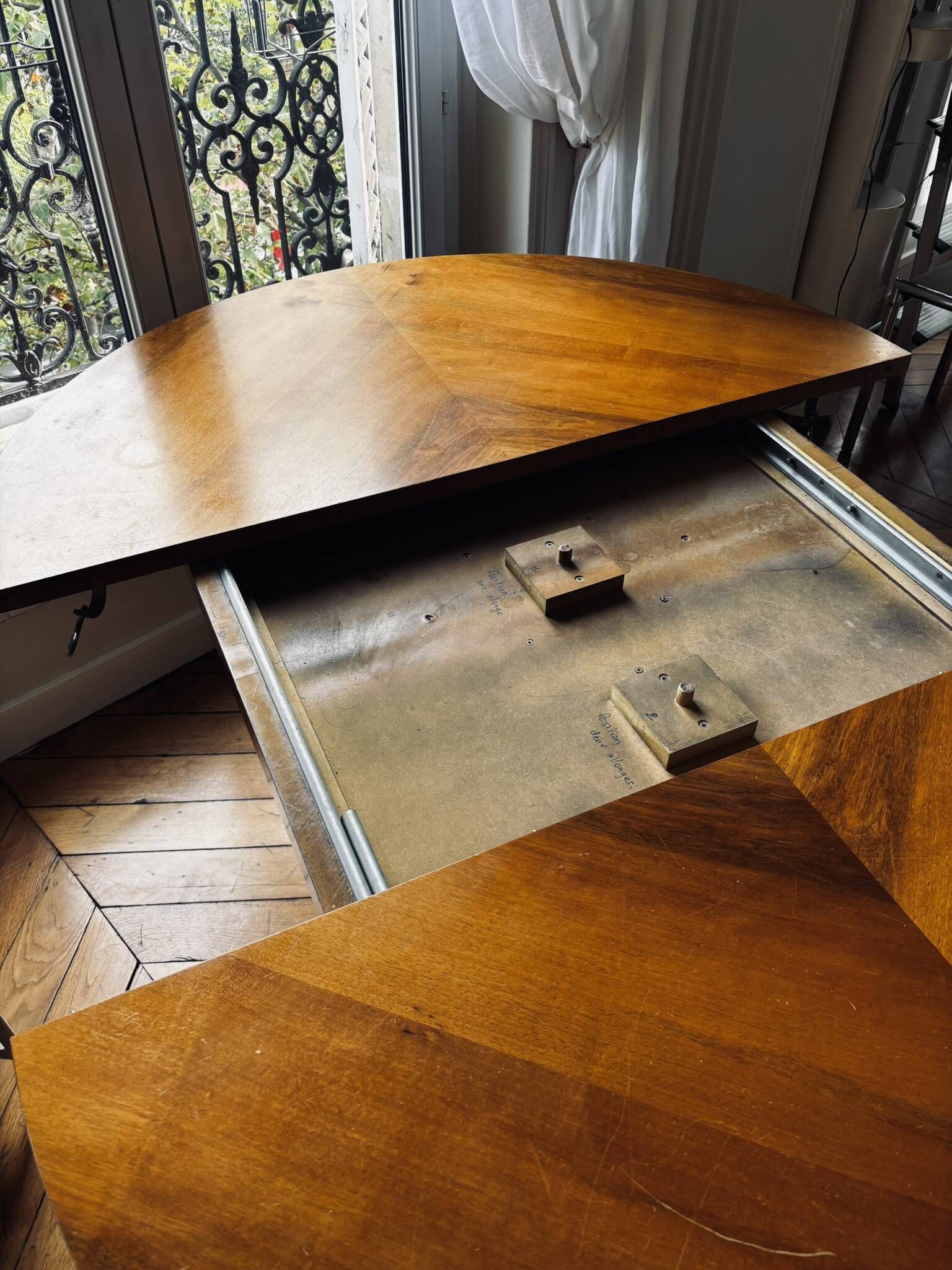 Table à manger extensible Art déco vintage