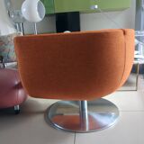Tulip swivel armchair by B&B Italia