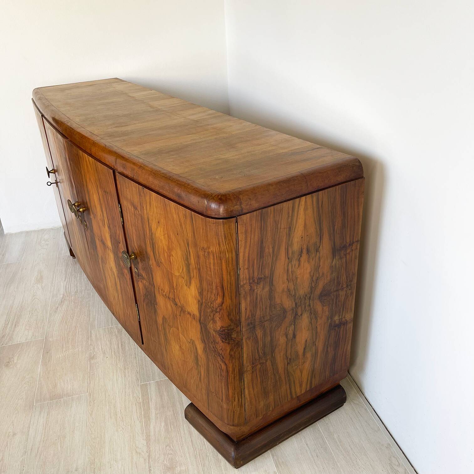 Impressionnant buffet Art déco italien des années 1920/1930