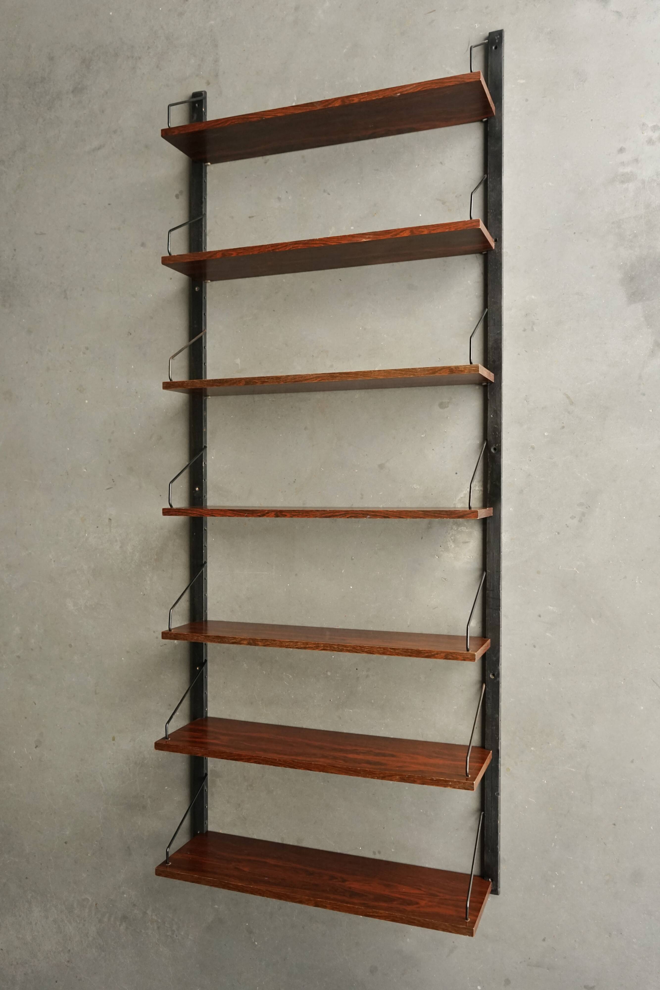 Etagère danoise du milieu du siècle par Poul Cadovius pour Cado, années 1960