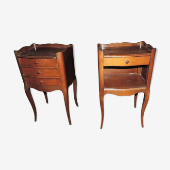 Pair of nightstands in oak