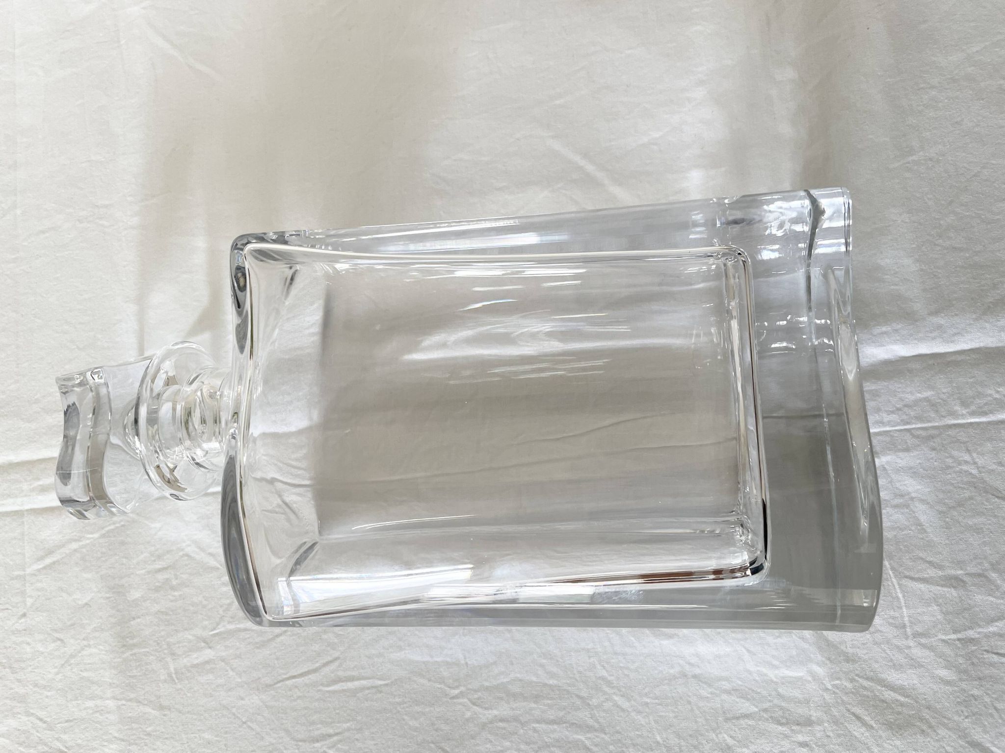 Carafe à whisky en cristal galbé