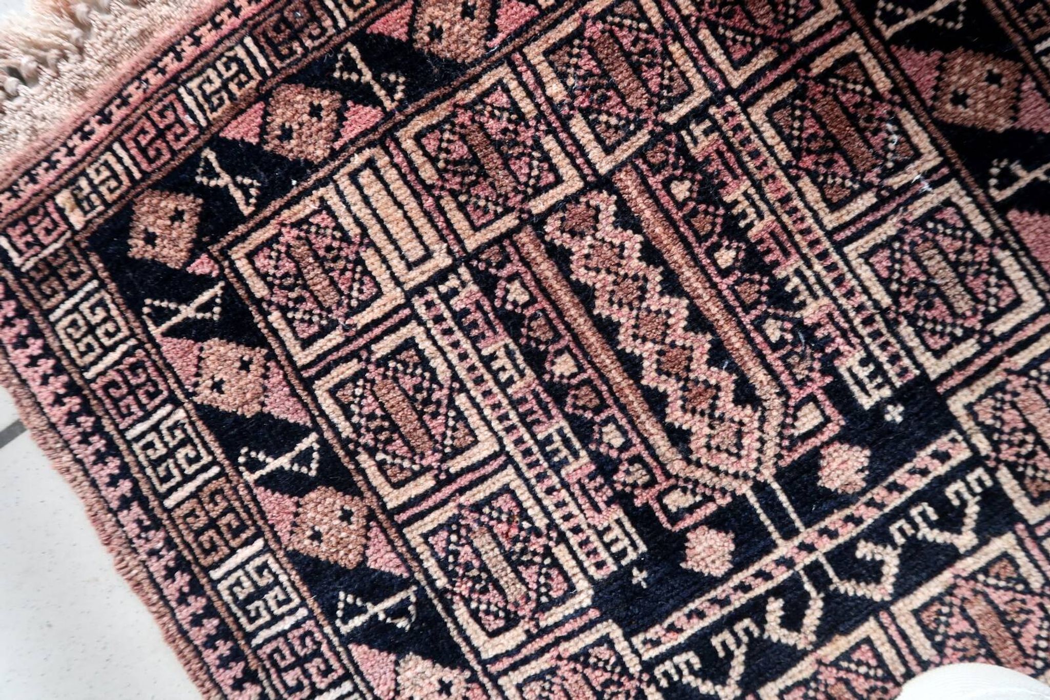 Tapis vintage fait main Baloutche 50x84 cm en laine - 1C1044