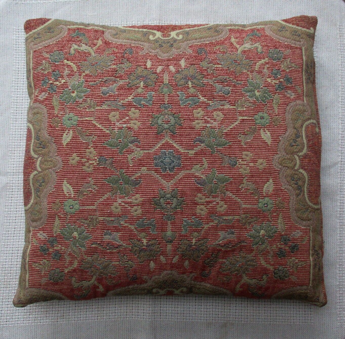Coussin en tapisserie d'ameublement