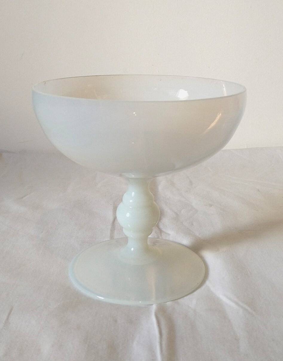 Opaline footed bowl