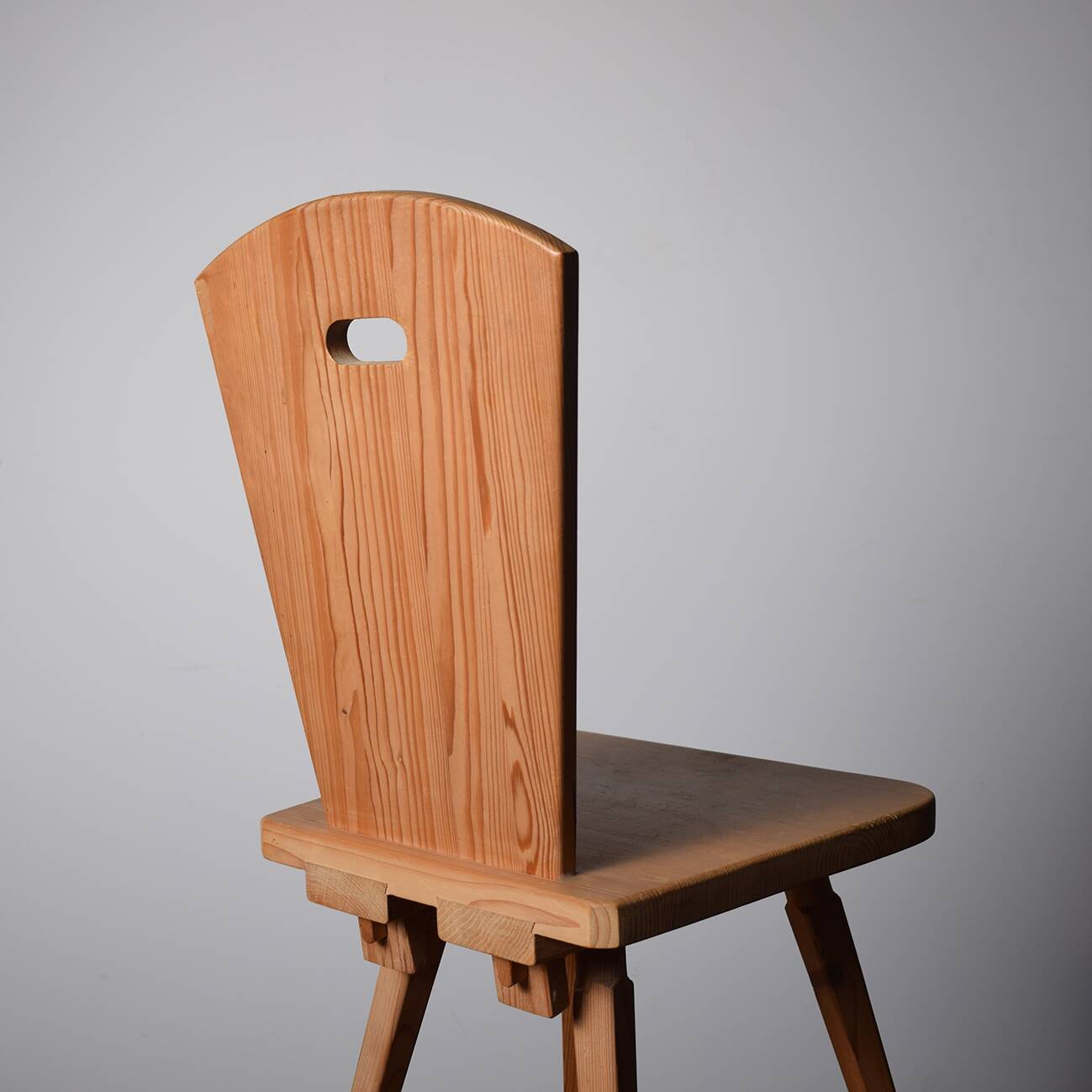 Ensemble de 9 chaises de salle à manger suédoises en pin 1960