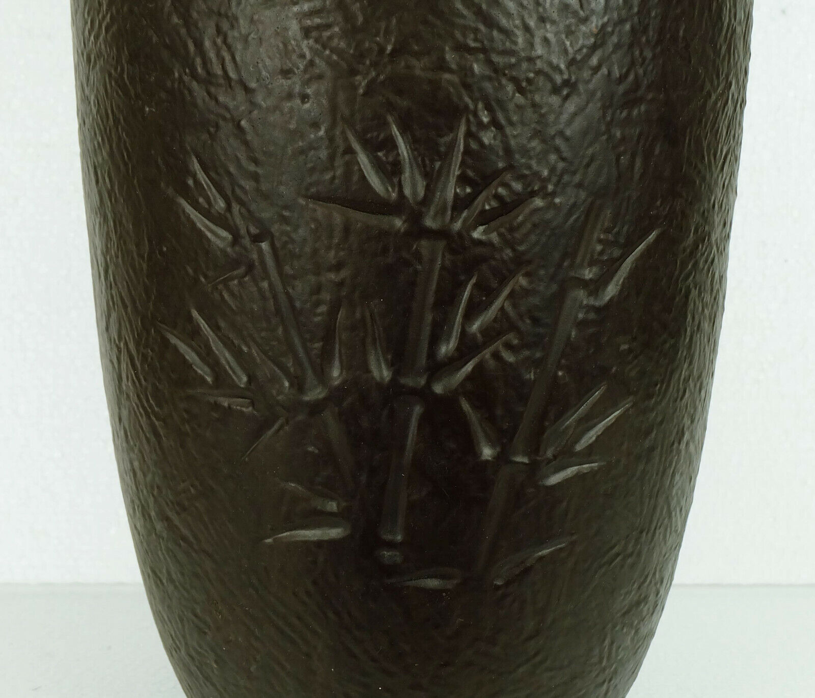 Carstens vase floorvase relief pattern and crane motif model 45-44