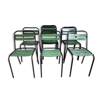 Lot de 10 chaises industrielles