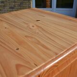 solid pine chest of drawers/chest of drawers