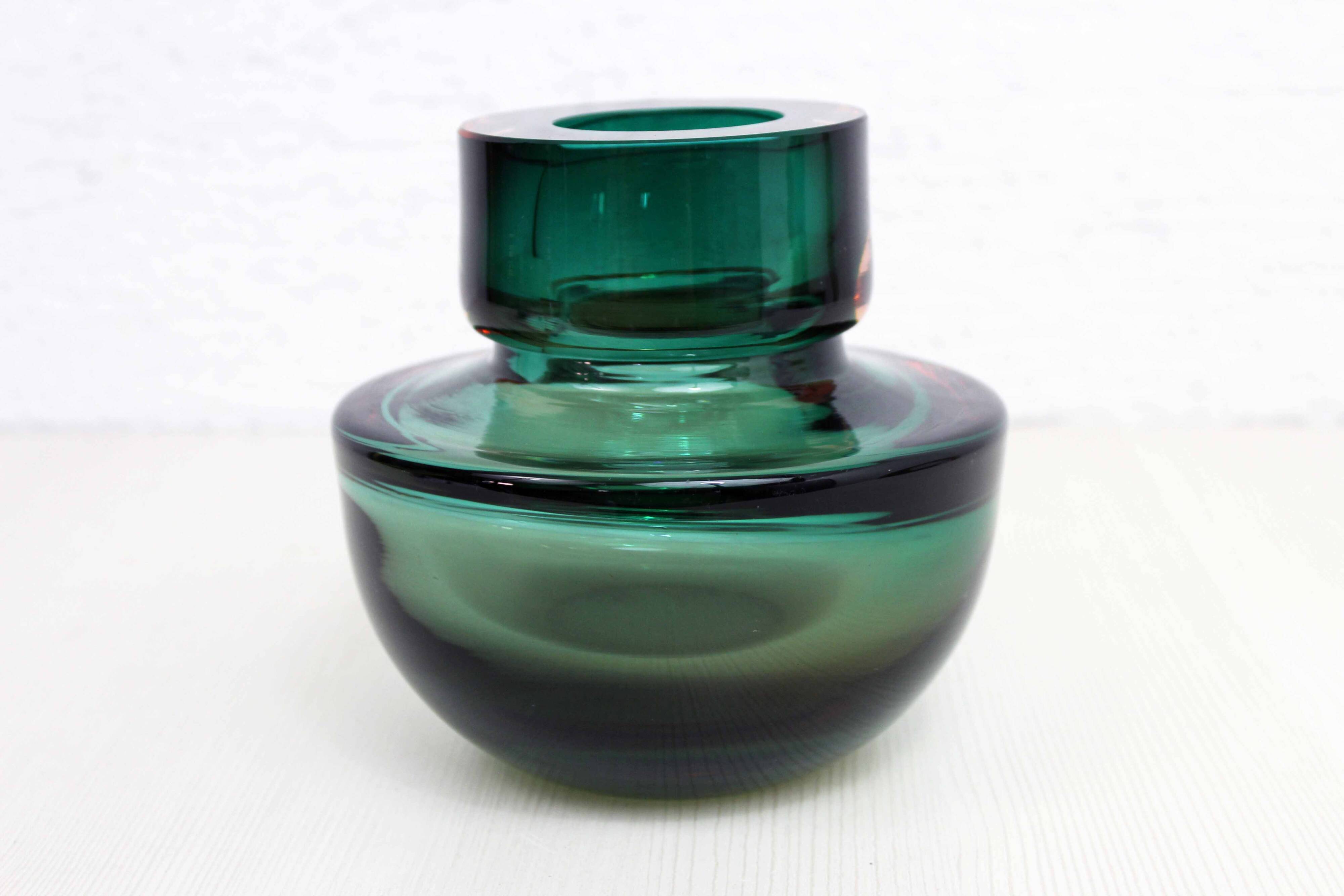 Sommerso vase in green Murano glass 1970