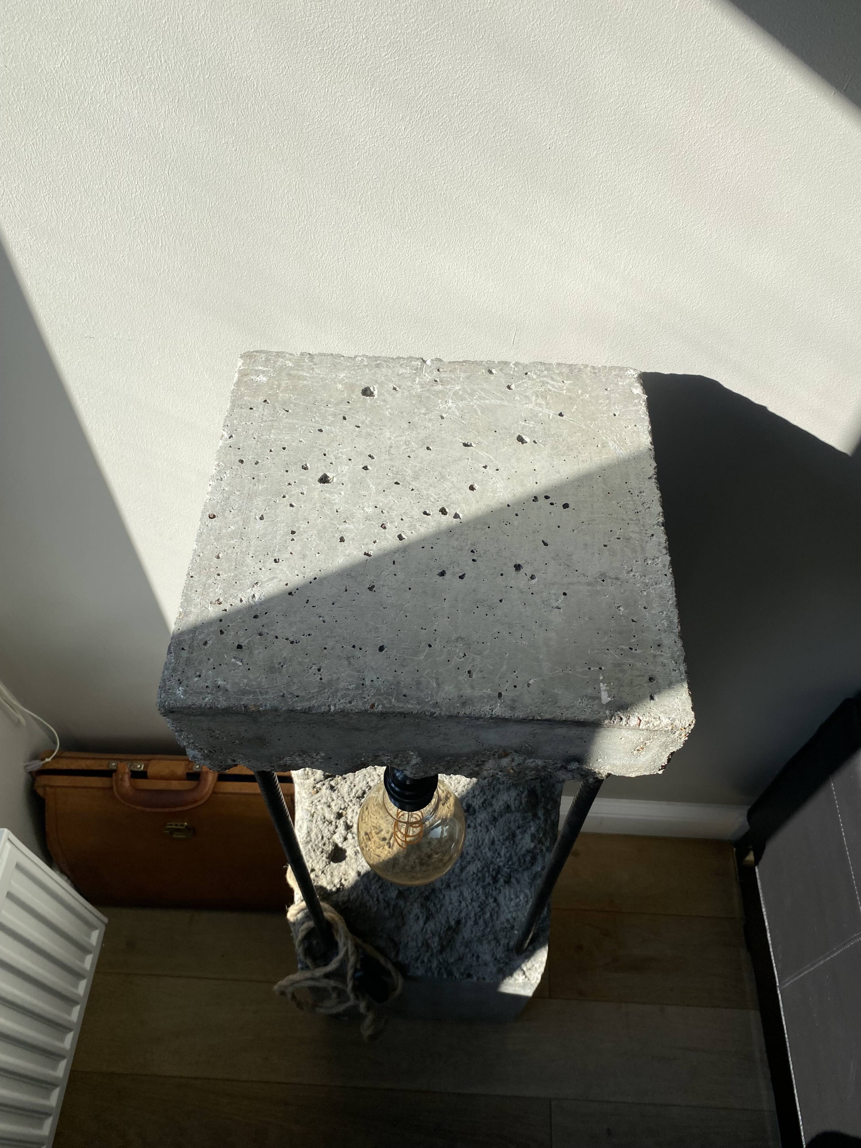 Floor lamp