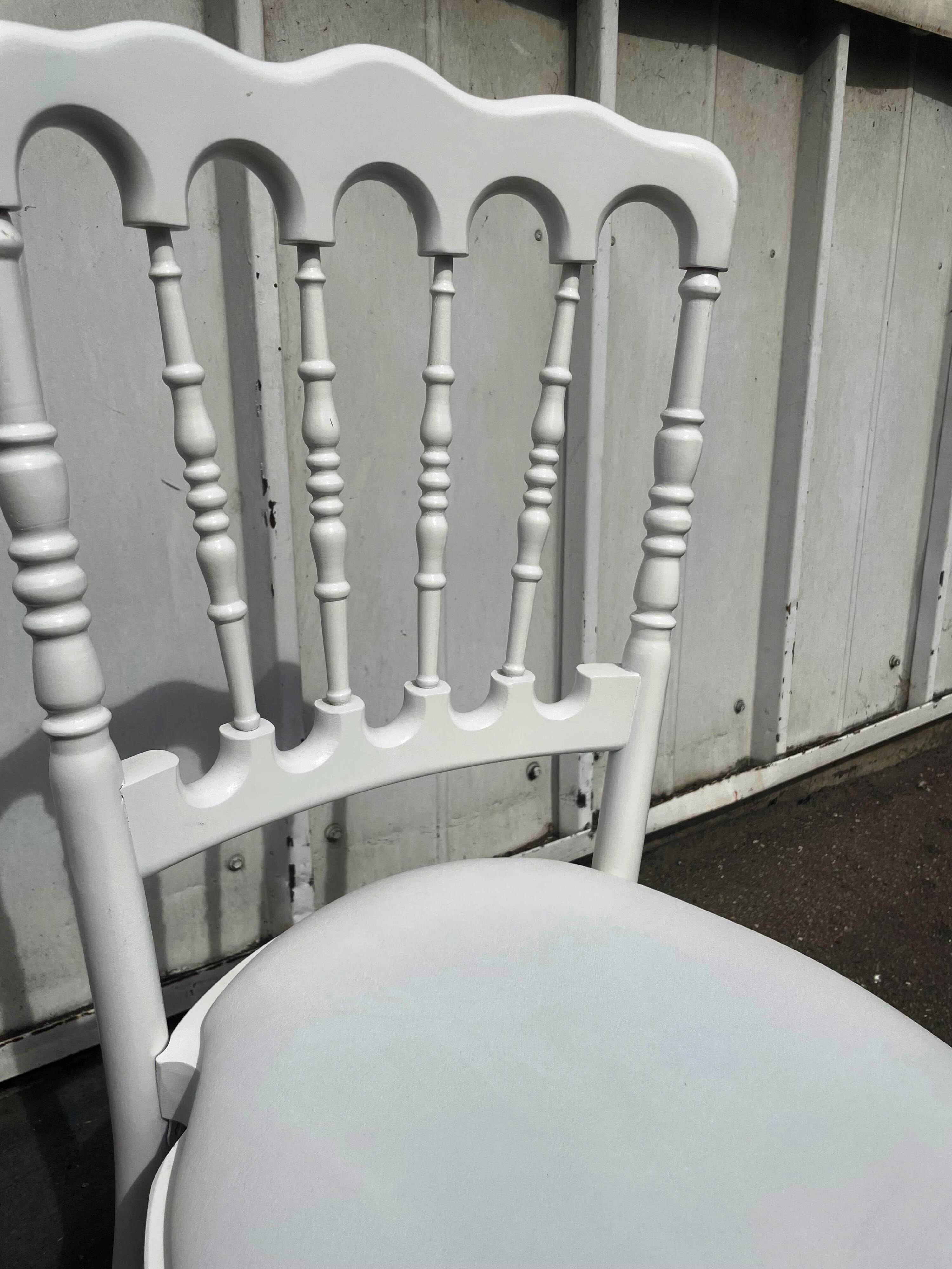 Suite de 10 chaises Napoléon III