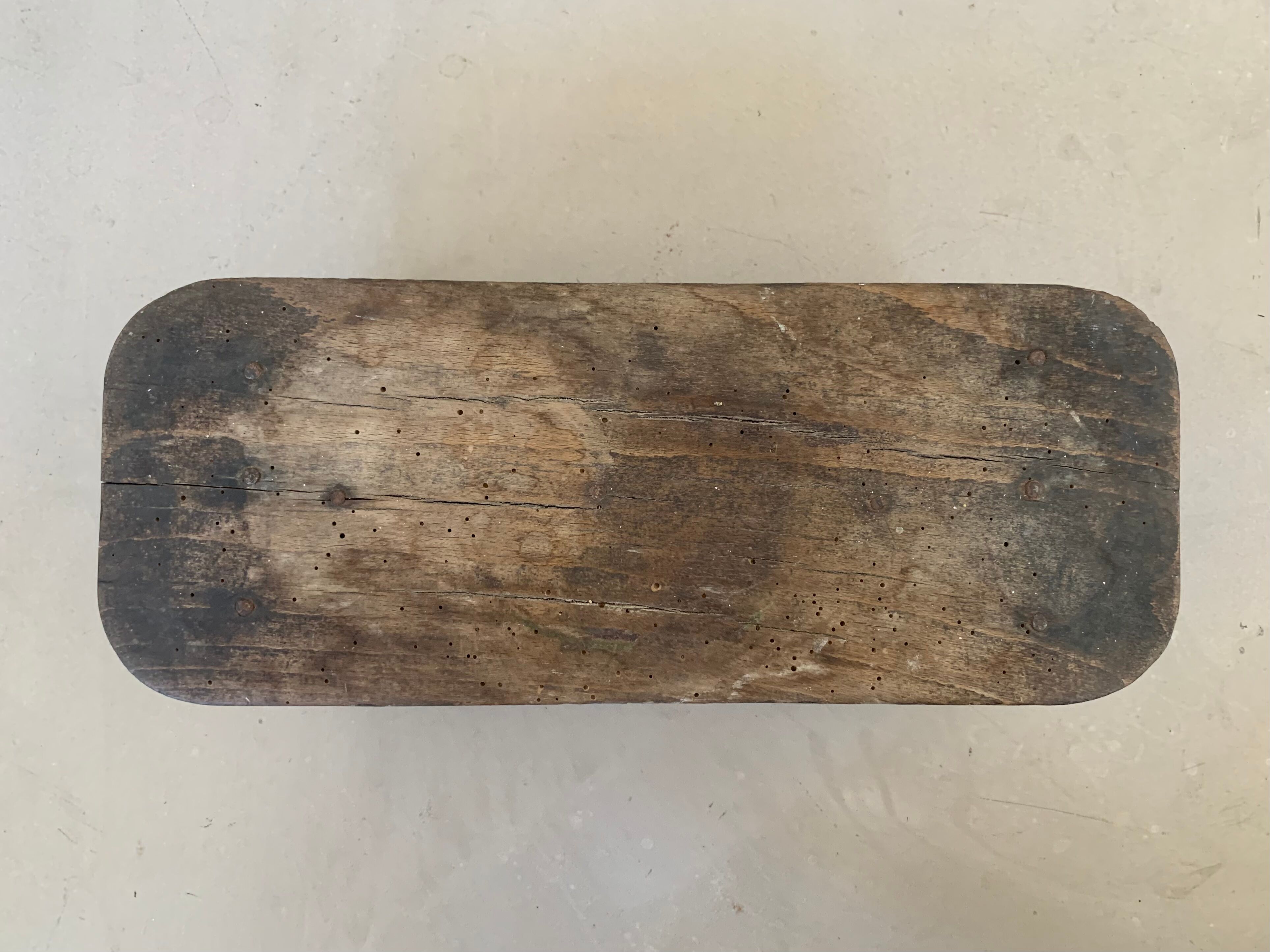 Marche pied en bois massif
