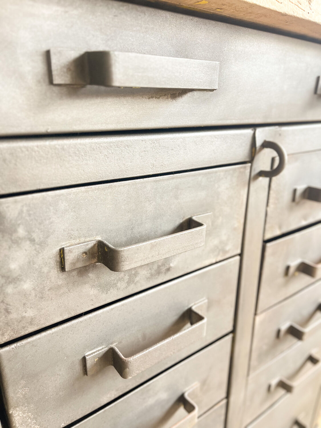 Ancien établi militaire