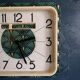 Horloge vintage pendule murale "verte dorée"