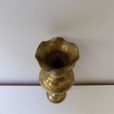 Gilded brass vase with engraved patterns (17 cm)