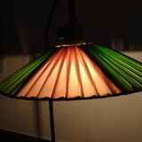 Lampadaire en métal noir, abat-jour mauve et vert, 1960