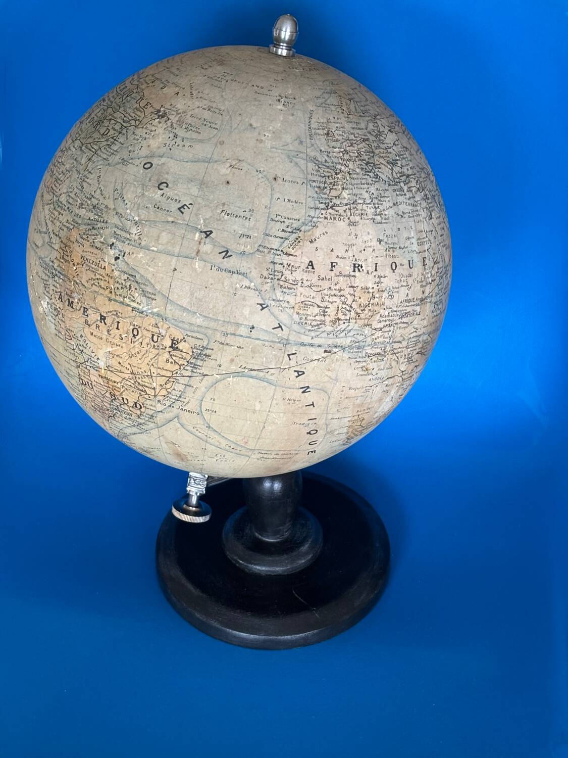 Terrestrial globe World map J. Forest, Girard and Barrere Paris 19th