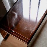 Table basse années 70 en plexiglass fumé