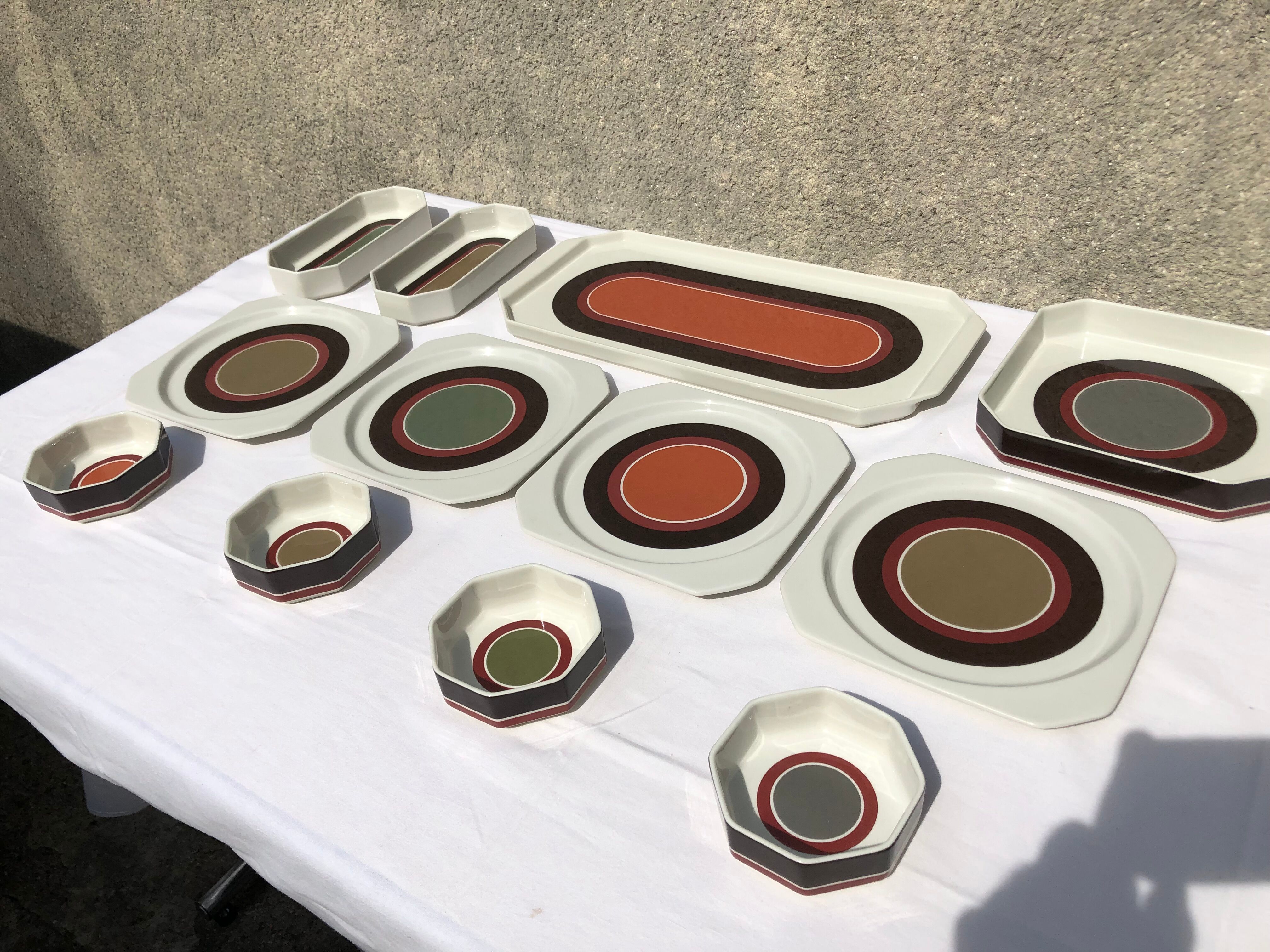 Serving dessert 12 pieces porcelain & Villeroy Boch Avant-garde design modernist vintage 70
