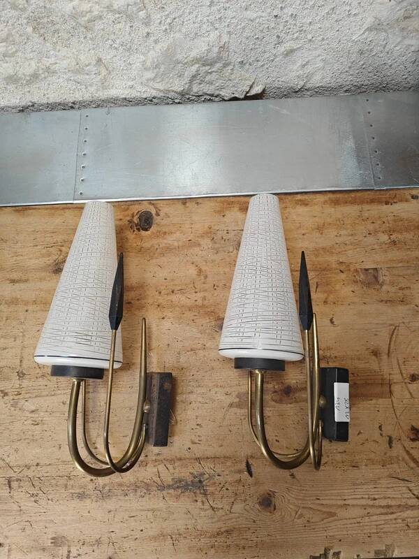 Set of two vintage wall lights.