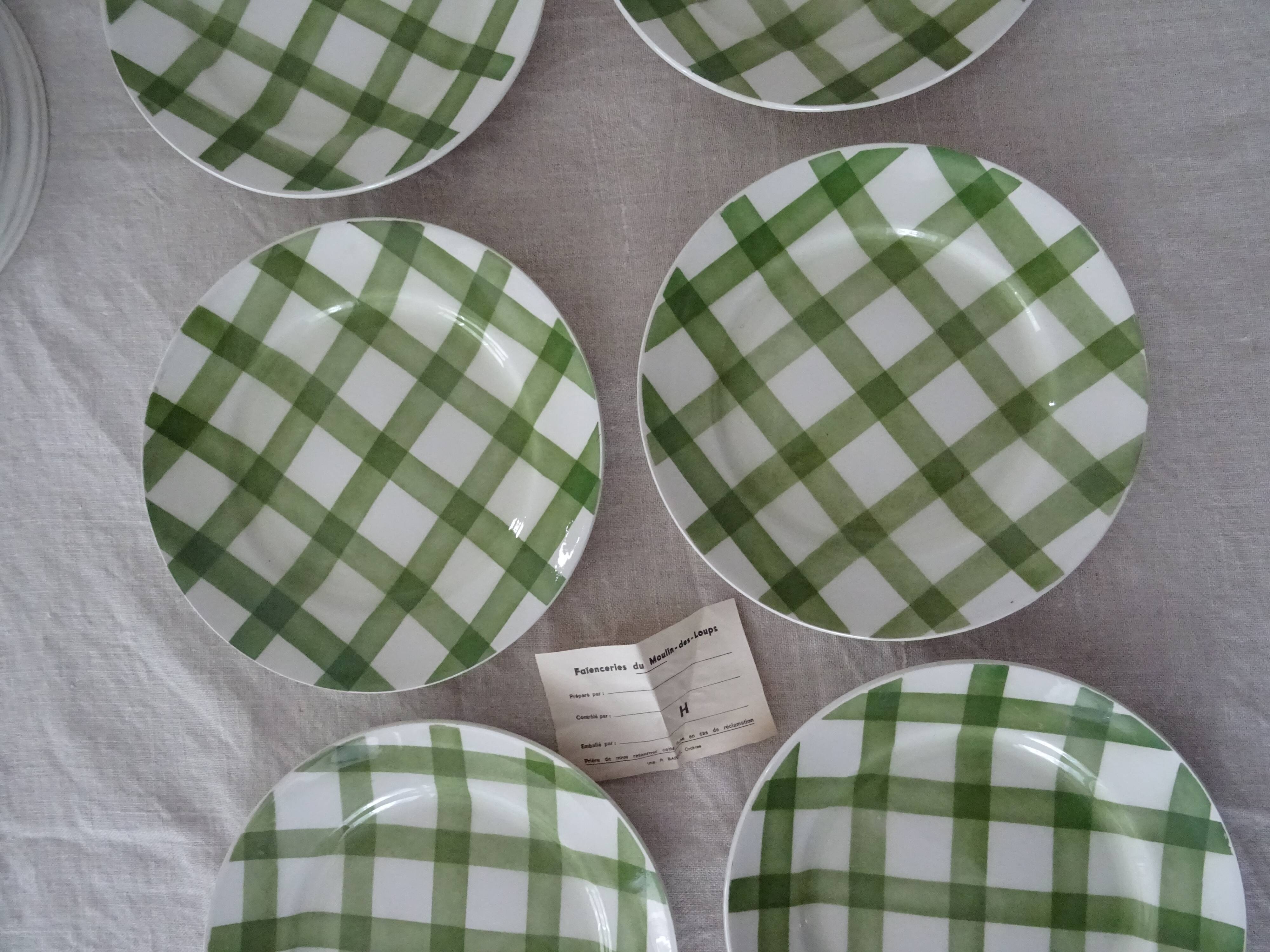 12 flat plates moulin des loups scottish décor green faience old
