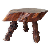 Table basse en bois style brutaliste