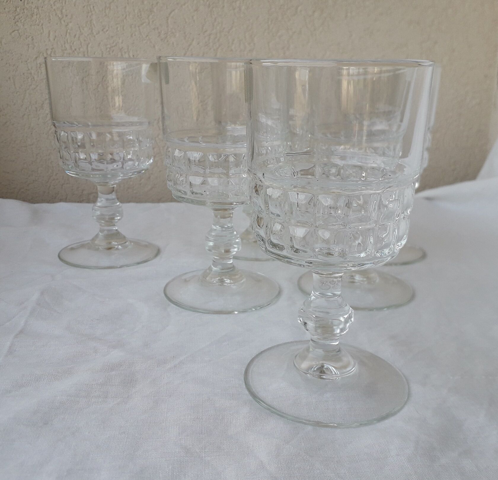 Footed glasses