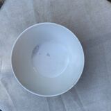 Large Hungarian folk bowl in cream and red ceramic, mid-20th century, H. 11 cm