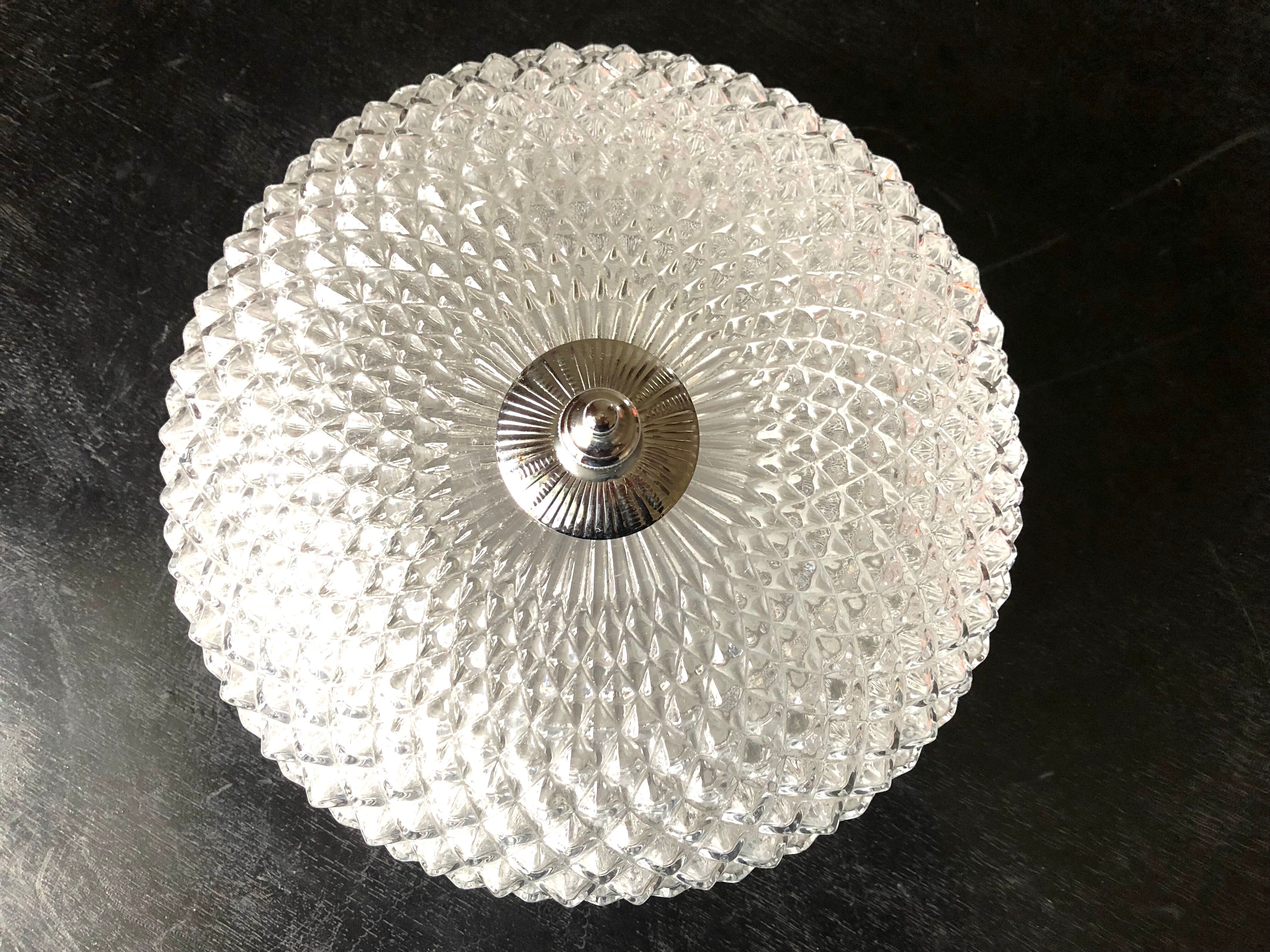 Sea urchin-tipped ceiling lamp with diamond-tipped glass